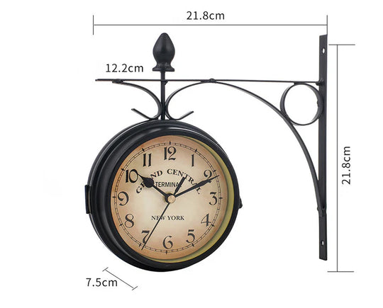 Beidseitige Wanduhr im Vintage Design