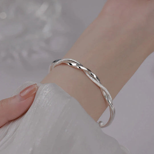 Bellissimo Bracciale Intrecciato in Argento