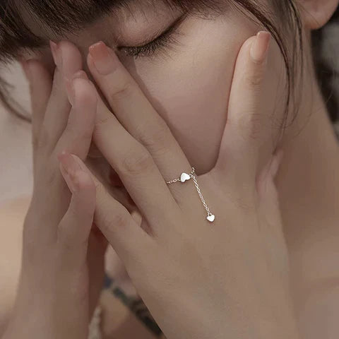 Bague Cœur Ajustable avec Pompon – Romantique &amp; Ludique
