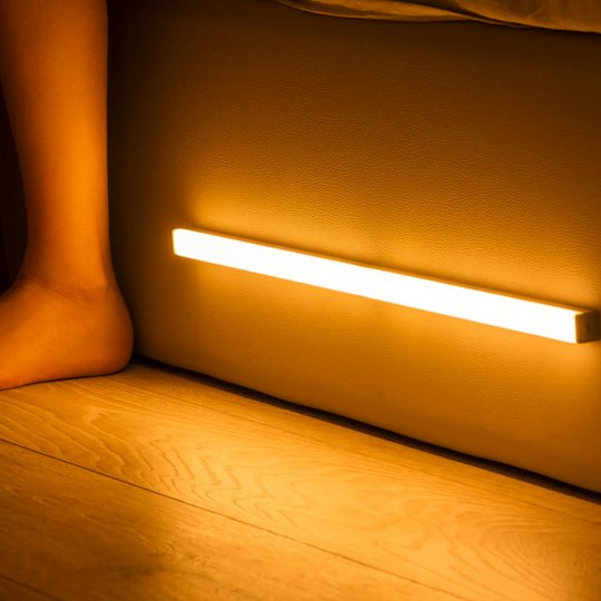 Lampada LED con Sensore di Movimento Wireless | Illuminazione Notturna Ricaricabile per Ingressi