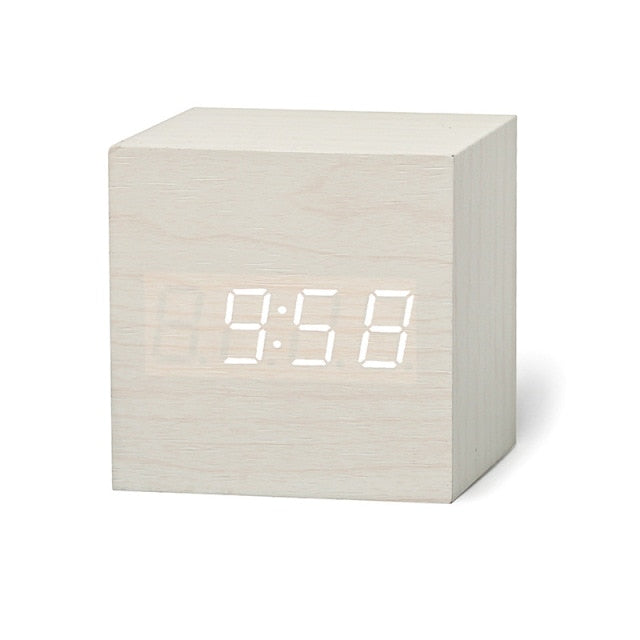Horloge Cube LED Digitale | Réveil Carré Moderne pour Bureau ou Table de Nuit