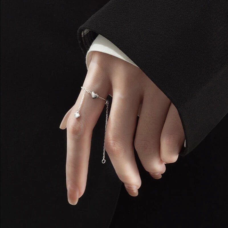 Bague Cœur Ajustable avec Pompon – Romantique &amp; Ludique