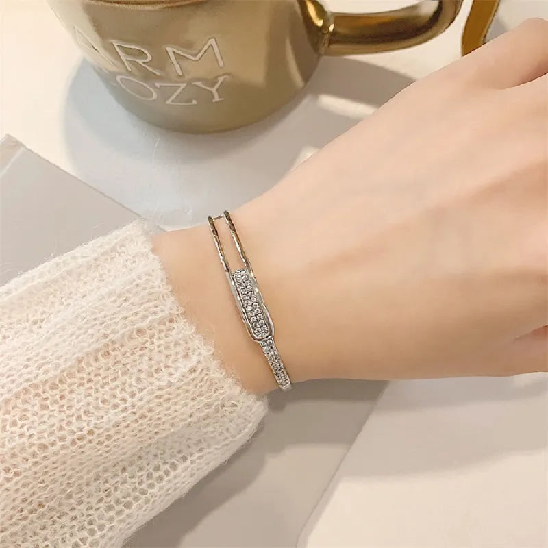 Bracelet Ouvert en Argent Sterling 925 avec Zirconia – Éclat Intemporel, Sans Tracas