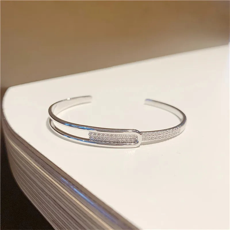 Bracelet Ouvert en Argent Sterling 925 avec Zirconia – Éclat Intemporel, Sans Tracas