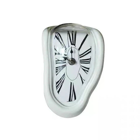 Orologio da parete surrealista a fusione