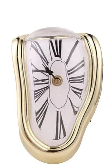 Orologio da parete surrealista a fusione