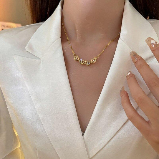 Collier Trèfle – Chance, Amour &amp; Confiance autour du Cou